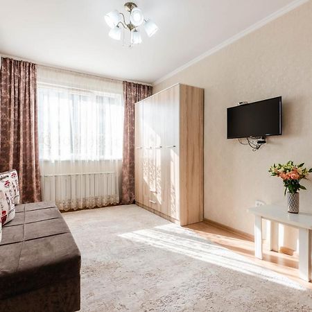 Akvarel Apartment Near Adk Алматы Экстерьер фото
