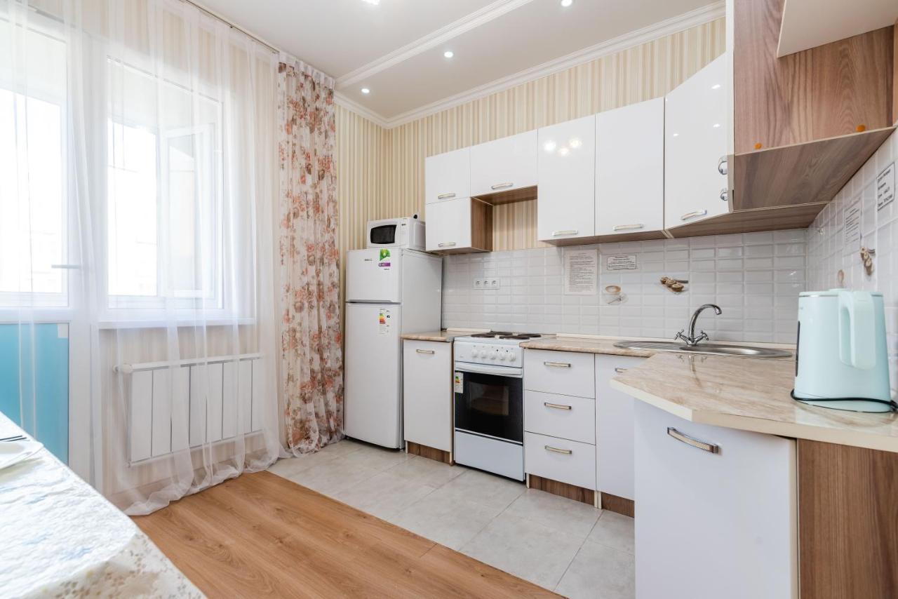 Akvarel Apartment Near Adk Алматы Экстерьер фото